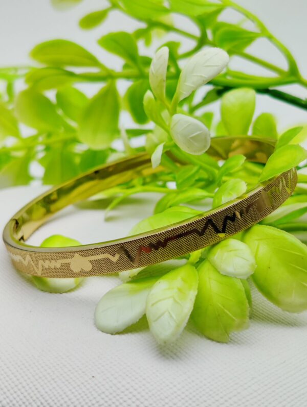 adjustable premium heartbeat-engraved adjustable cartier-inspired gold bracelets | best quality artificial bracelet for girls & women | bracelet for every occasion | elegant design ✨ - Image 3