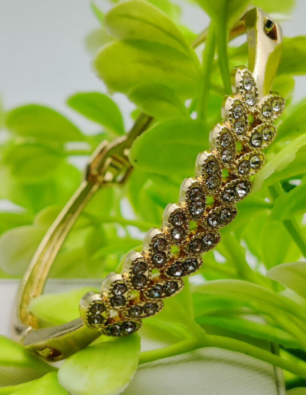 imported adjustable leafy crystal bracelet – elegance redefined | best quality artificial bracelet for girls & women | bracelet for every occasion | elegant design