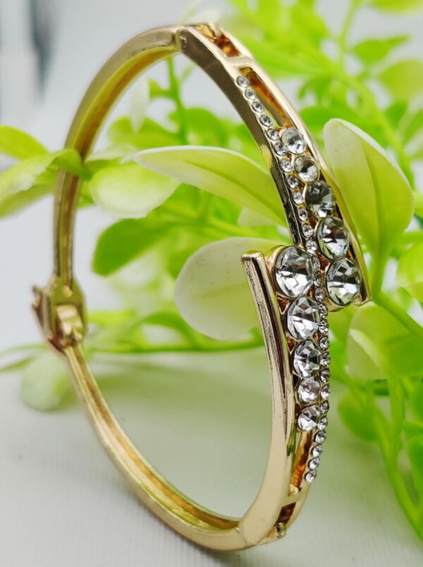 radiant elegance adjustable crystal bracelet – | best quality artificial bracelet for girls & women | imported glamour for every occasion | elegant design