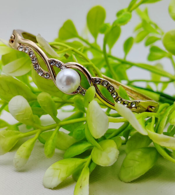 graceful adjustable bracelet with dazzling pearl accent – imported elegance | best quality artificial bracelet for girls & women | for every occasion - Image 3