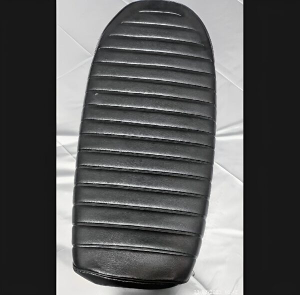 high-quality cafe racer bike seat with complete fitting | compatible with cd 70, 125 & all bikes - Image 2