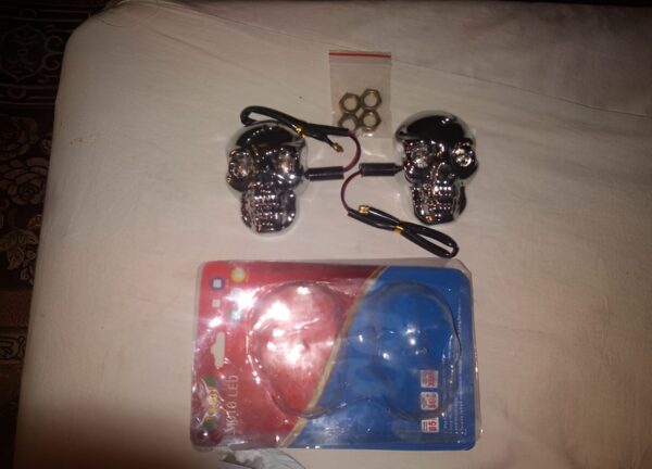 universal skull head led turn signal indicators – set of 2/4 for motorcycles 125cc and 70cc all bikes - Image 5