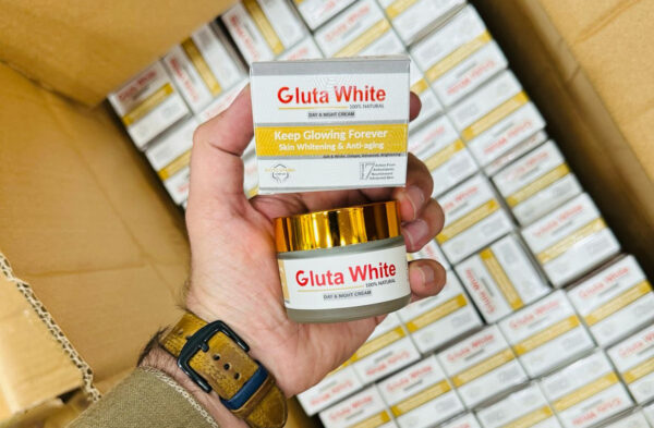 gluta white extreme stronger light up and anti-aging day & night cream | 50gram - Image 4