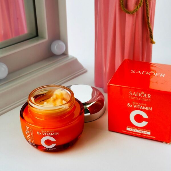 sadoer 5x vitamin c skin active whitening cream | vitamin c hydrating face cream - glowing & repairing moisturizer for fine lines, wrinkles & uneven skin tone | whitening cream - Image 6