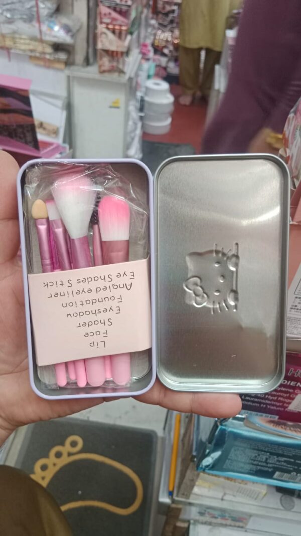 pack of 7 hello kitty makeup brush set | makeup foundation powder eye shadow brushes set (pink) - Image 3