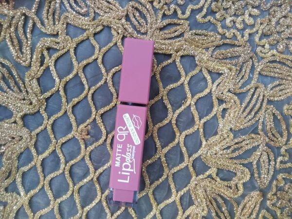 pack of 3 high pigment matte lipgloss | non-sticky lip gloss | moisturizing & hydrating lips - Image 3