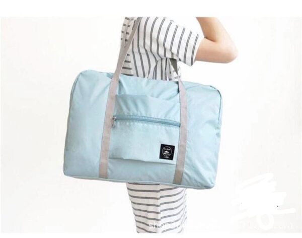 multipurpose foldable travel luggage carry on shoulder duffle bag lightweight (random color)