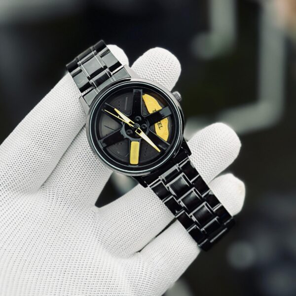 ma1 black car sport rim hub wheel wristwatch for mens (random dial color and random strap color)